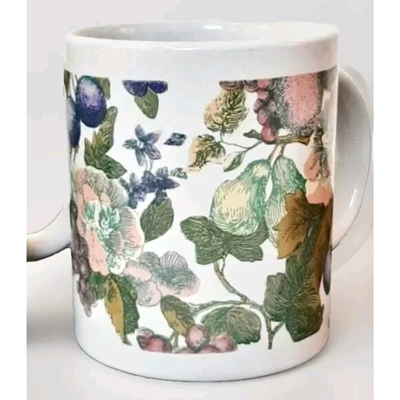 MATCHING PAIR OF COFFEE CUPS MUGS WHITE WTH GRAPEVINE PATTERN - Picture 4 of 4